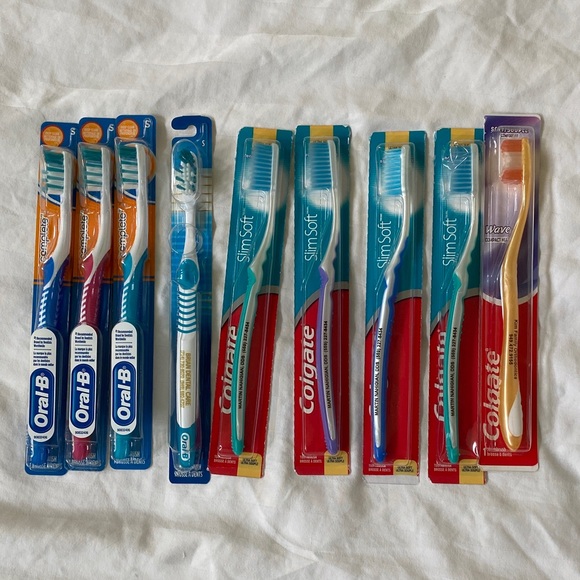 Oral-B Other - Oral-B and Colgate Toothbrush Set - Blue, Red, White